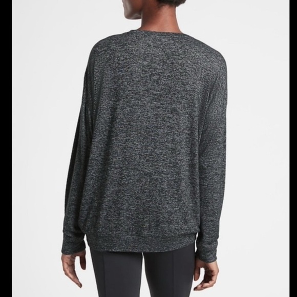 Athleta Heathered Dark Gray Mindful Pullover top size M - Picture 9 of 9